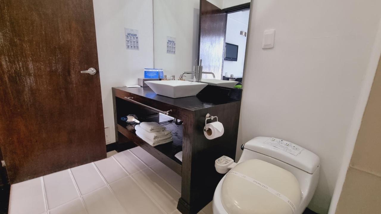 Habitat Suites Hotel ペレイラ エクステリア 写真