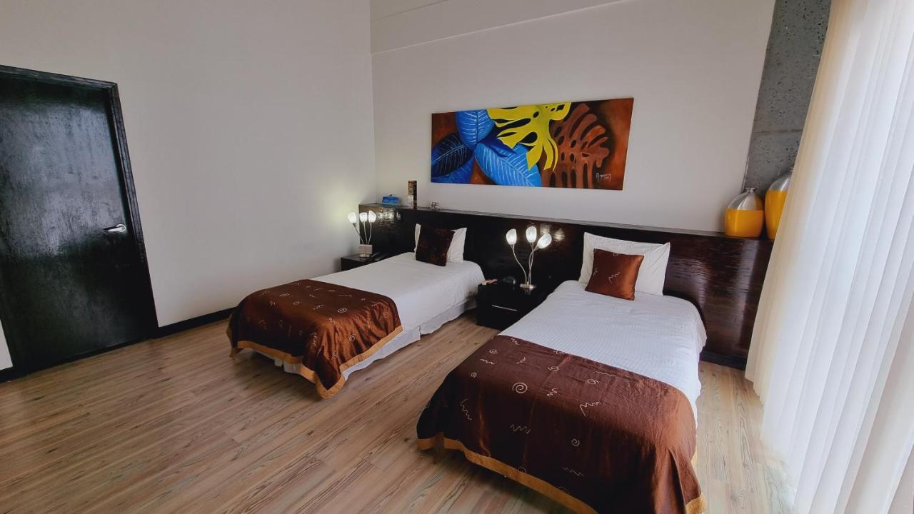 Habitat Suites Hotel ペレイラ エクステリア 写真